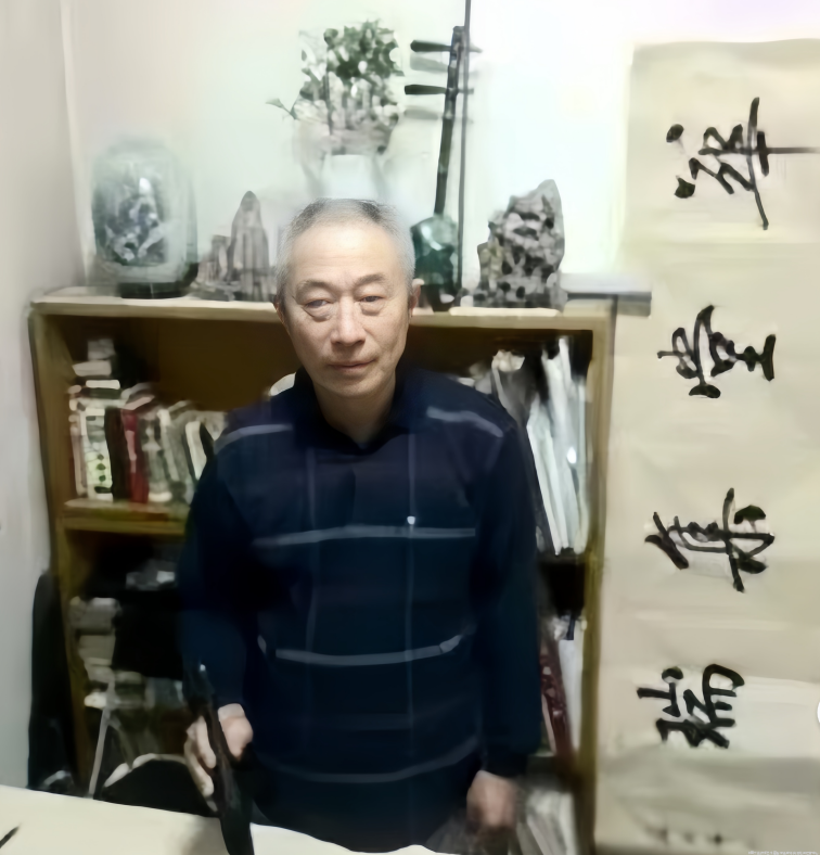 苏振华
